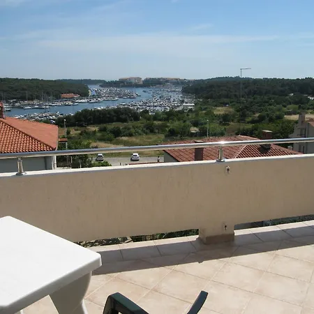 Apartment Franjo *