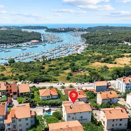 Franjo Lägenhet Pula